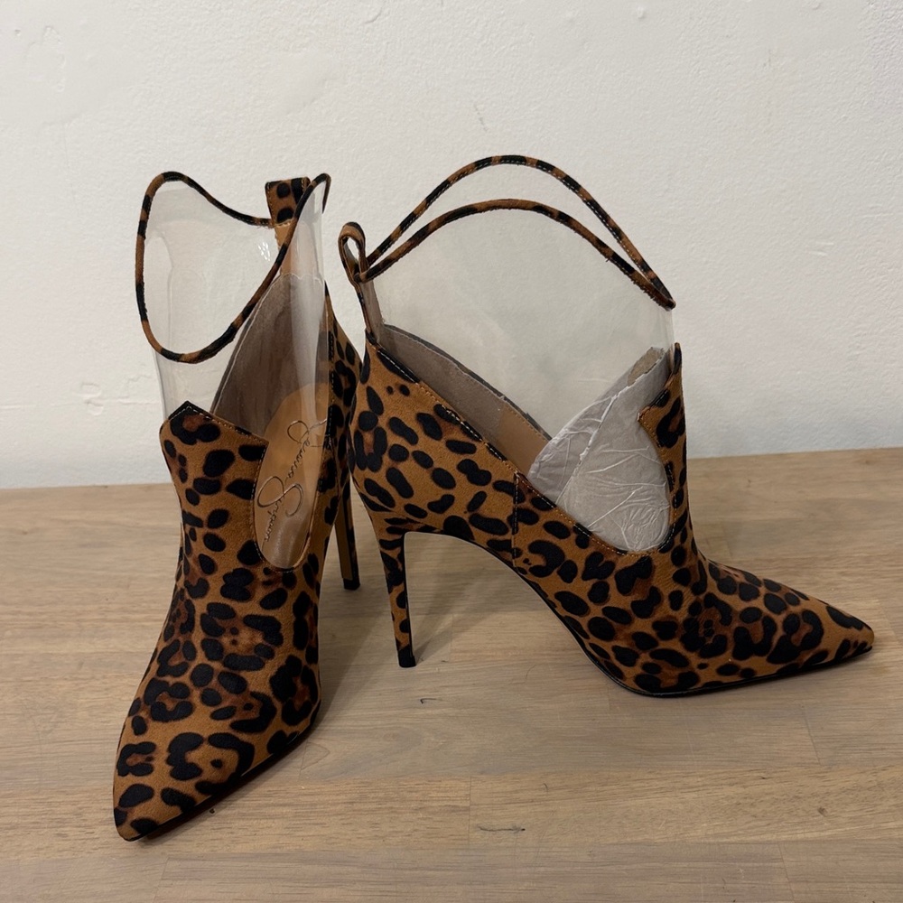 NWOT Jessica Simpson Leopard Print Stiletto Cowboy Booties